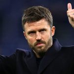 Manchester United legend warns Michael Carrick he faces ‘conundrum’ this weekend | Football