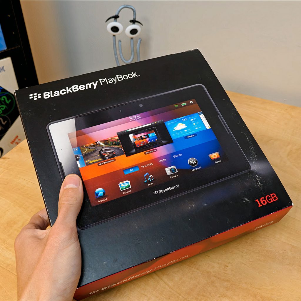 blackberry-playbook-tablet-2011.jpg