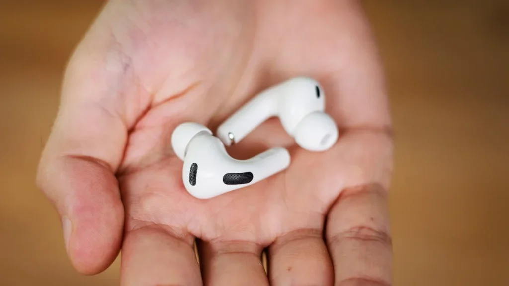 Apples-flagship-AirPods-Pro-3-receive-a-sweet-discount-on-Amazon.jpg