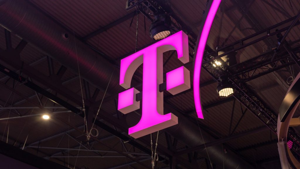 T-Mobile-CEO-again-rejects-MVNO-idea.jpg