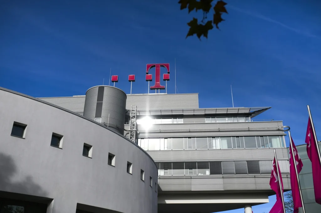 T-Mobile-and-Deutsche-Telekom-would-be-a-match-made-in-hell.jpg