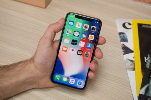 The-20th-anniversary-iPhone-may-revive-another-forgotten-Samsung-idea.jpg