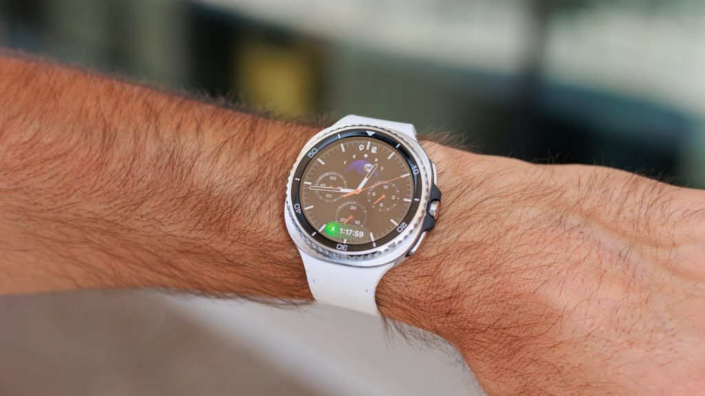 The-most-amazing-Galaxy-Watch-8-Classic-deal-yet-will-save-you-300-on-Samsungs-gorgeous-timepiece.jp_.jpeg