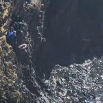 Inside the 3-hour operation to rescue 7 tourists, including 3 kids, from a cliff in Australia