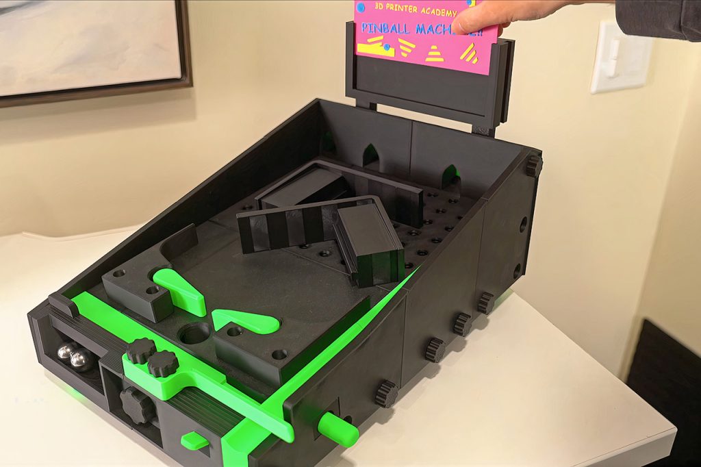 fully-mechanical-3d-printed-pinball-machine.jpg