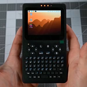 pocketterm35-raspberry-pi-handheld-computer.jpg