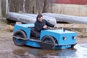 rc-life-on-custom-diy-amphibious-car.jpg