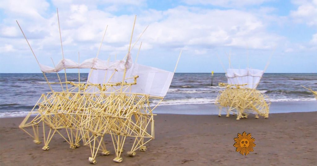strandbeests-b-1920.jpg