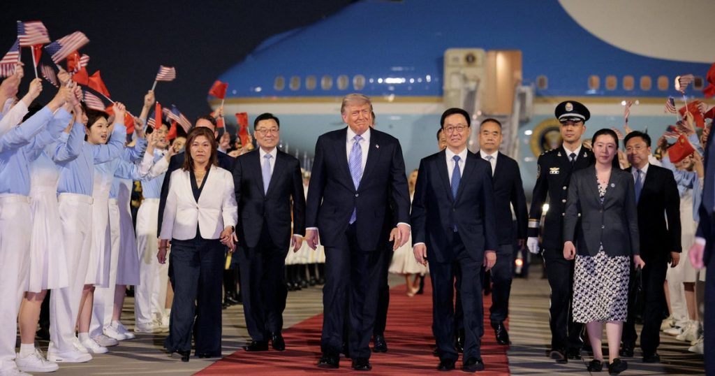 2026-05-13t121447z-1335180811-rc2c8laq4f0c-rtrmadp-3-china-usa-trump-arrival.jpg
