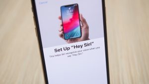 Apple-is-reportedly-slipping-a-quiet-warning-into-your-iPhone-about-Siri.jpg