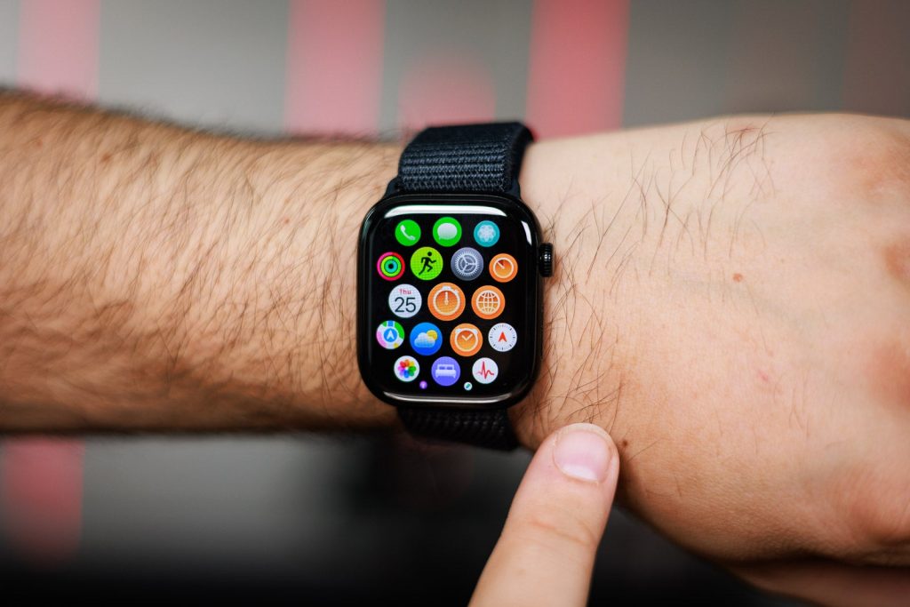 Apple-may-have-much-better-ideas-for-the-Apple-Watch-than-adding-Touch-ID.jpg