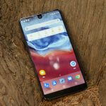 Check out the smartphone display with the smallest bezels yet