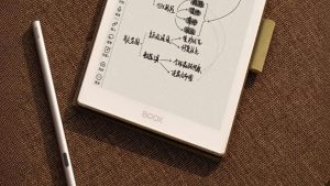 E-ink-tablets-are-poised-to-get-a-new-member-in-the-family.-Should-Kindle-Scribe-be-worried.jpg