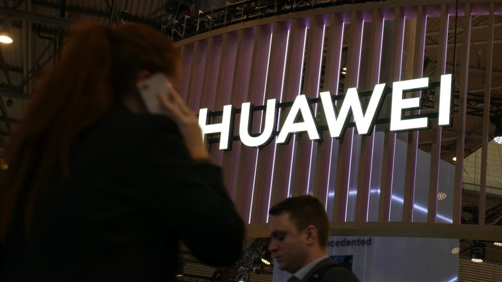 Huawei-says-it-has-unconventional-way-to-produce-advanced-1.4-nm-chips-for-its-devices.jpg