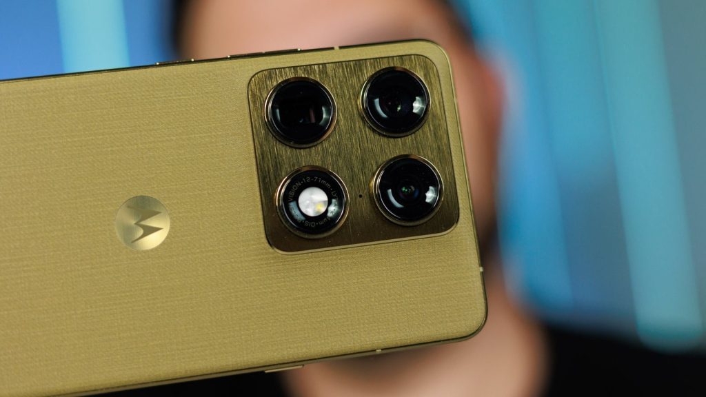 Motorolas-incredible-growth-emphasizes-the-dire-state-of-the-US-smartphone-market.jpg
