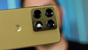 Motorolas-incredible-growth-emphasizes-the-dire-state-of-the-US-smartphone-market.jpg