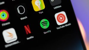 No-one-likes-Spotifys-new-icon-but-it-really-doesnt-matter-and-this-is-why.jpg