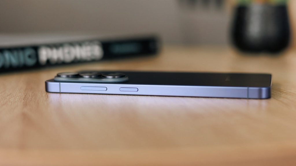 One-UI-9-slipped-in-one-quiet-change-that-Samsung-phone-thieves-will-hate.jpg