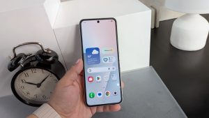 Samsung-has-quietly-brought-the-Galaxy-Z-Flip-7-FE-back-to-life-in-the-US-but-why.jpg
