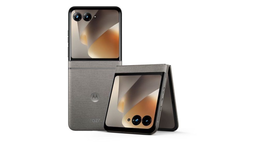 T-Mobile-Verizon-offer-various-Motorola-Razr-models-for-free.jpg