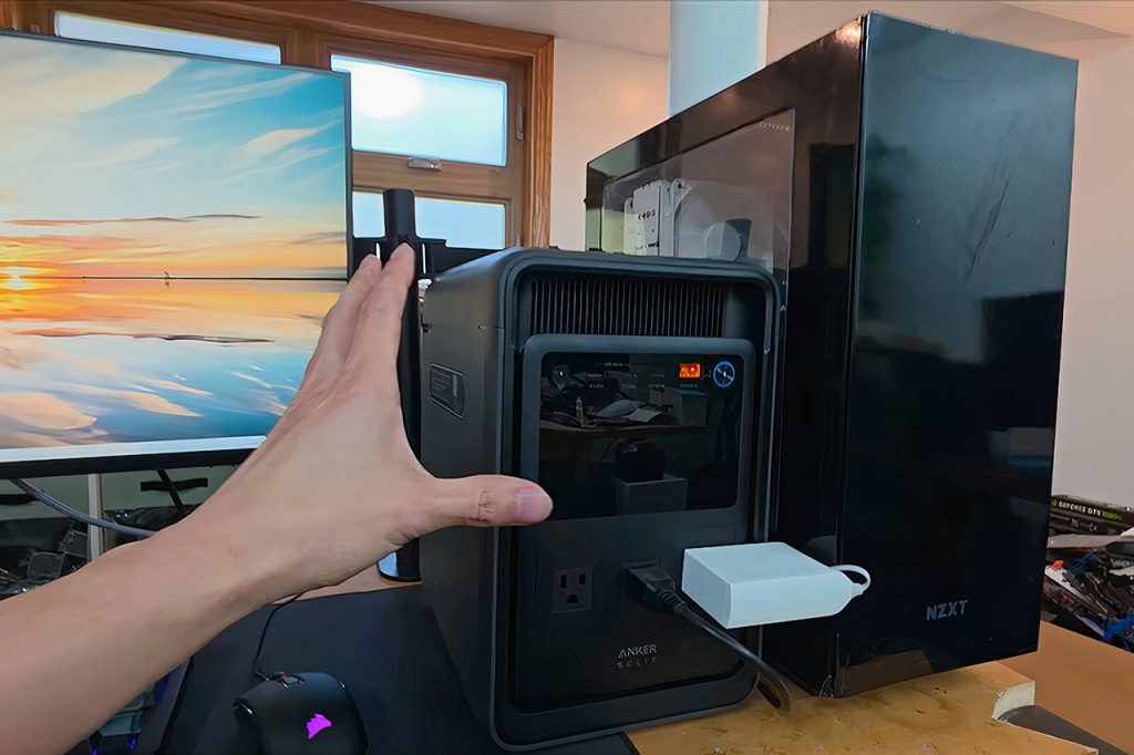 anker-solix-s2000-battery-powered-desktop-pc-system.jpg