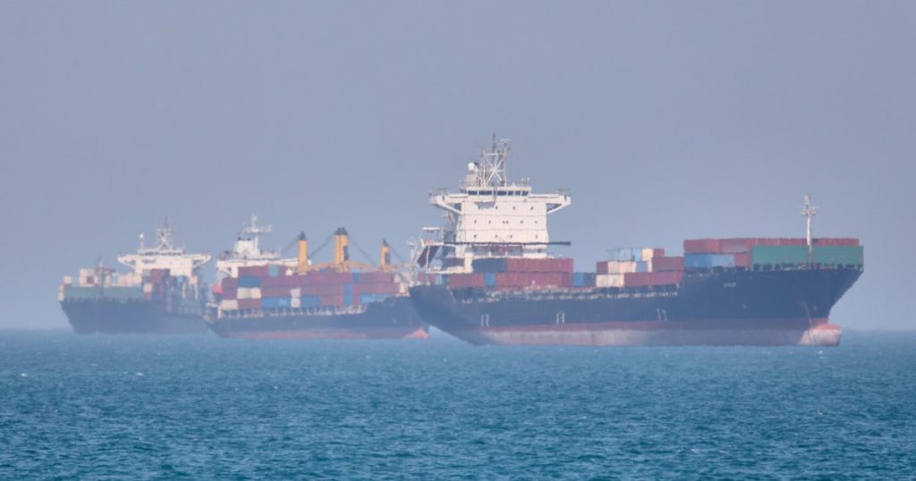 ap26124422271085.jpg