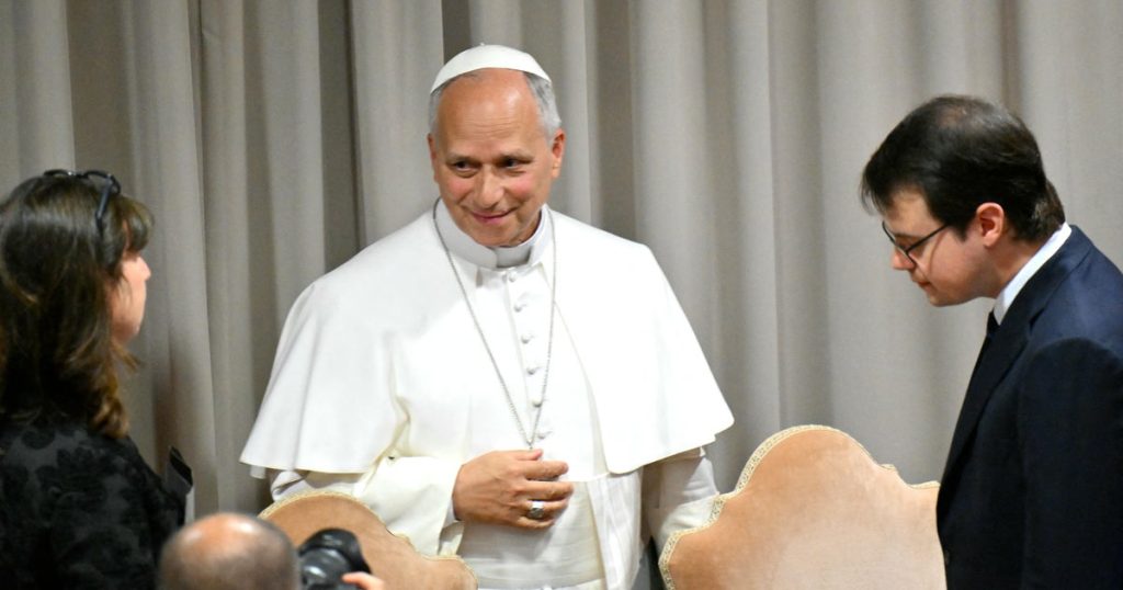 pope-leo-anthropic-2277576798.jpg