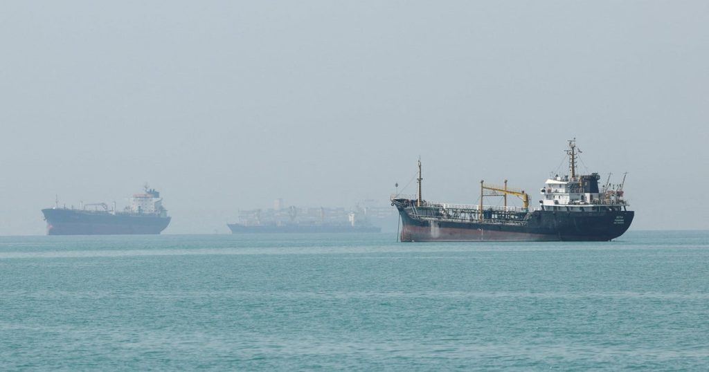 strait-of-hormuz-ships-may-22.jpg