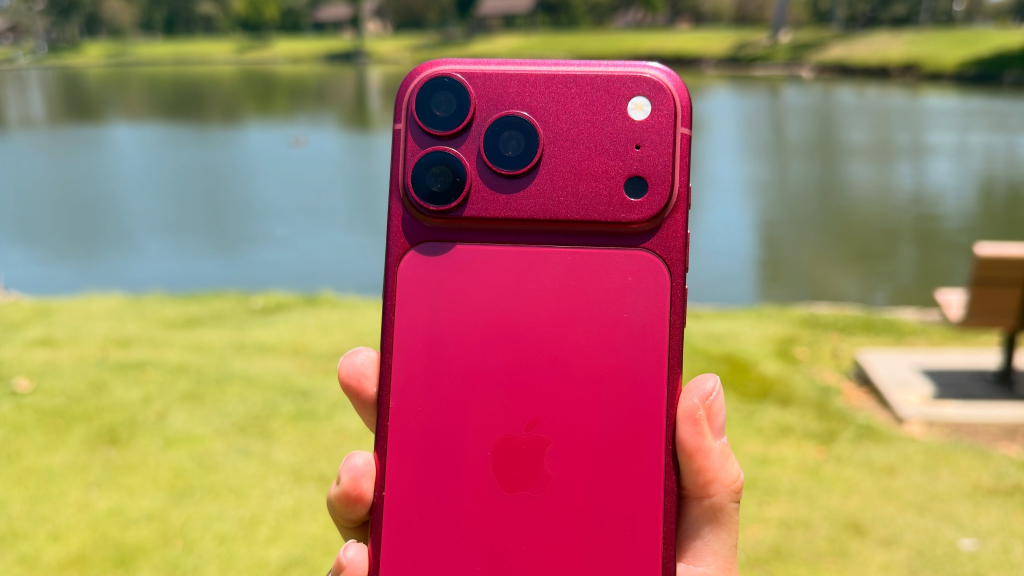 A-gorgeous-new-color-cant-hide-what-the-iPhone-18-Pro-is-missing.jpg