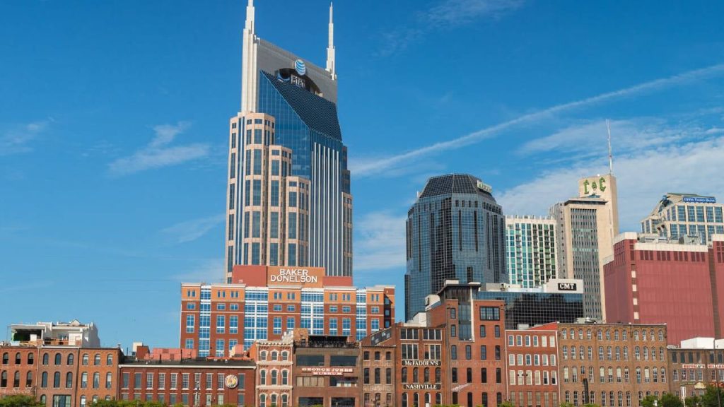 AT-T-reportedly-does-what-T-Mobile-and-Verizon-received-flak-for.jpg