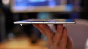 Amazon-really-wants-you-to-buy-Samsungs-cheapest-Galaxy-Z-Fold-7-model-at-an-enhanced-466-discount.j.jpeg