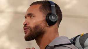 Apples-half-off-Beats-Solo-4-might-be-the-best-low-cost-headphones-you-can-get-this-summer.jpg