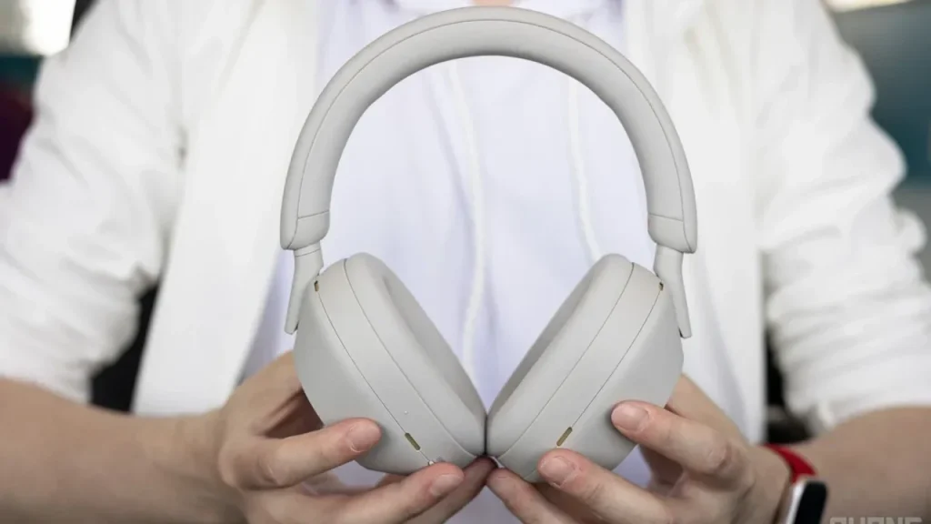 At-152-off-the-Sony-WH-1000XM5-makes-you-forget-that-other-premium-options-even-exist.jpg