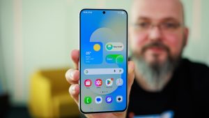 At-a-whopping-200-off-Samsungs-Galaxy-S25-FE-becomes-the-2026-value-champ-youve-been-expecting.jpg