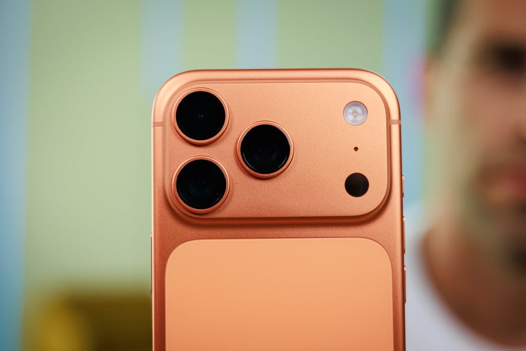 I-hope-the-iPhone-18-Pros-unnecessary-camera-tech-doesnt-make-it-to-the-iPhone-20.jpg