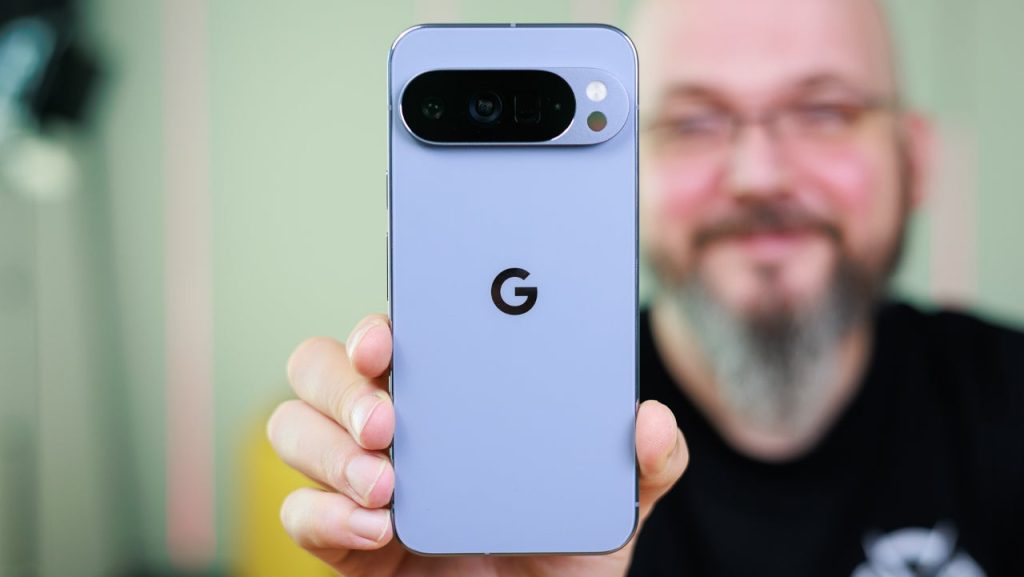 Leaked-Google-ad-revealed-cool-new-feature-coming-with-the-next-Pixel-Drop.jpg