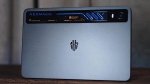 RedMagics-water-cooled-gaming-tablet-gets-a-release-date-official-images-and-superb-hardware.jpg