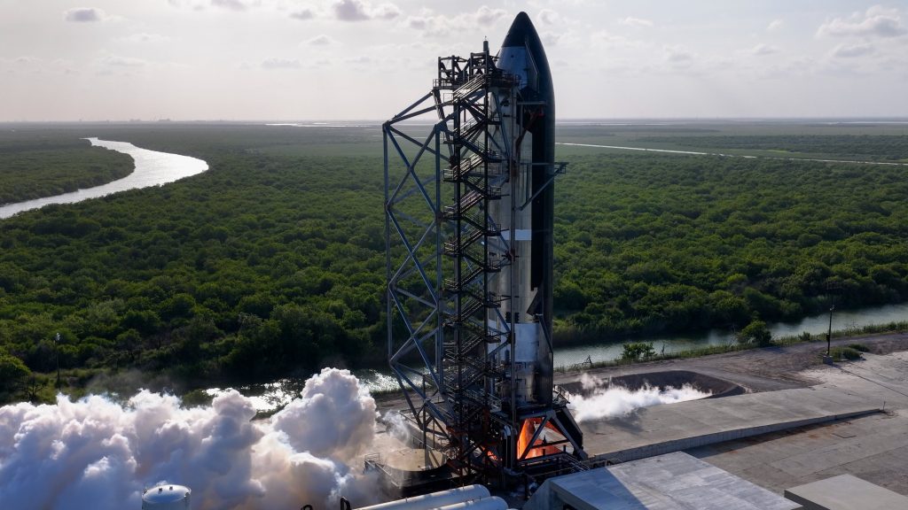 SpaceX-moving-at-warp-speed-to-use-EchoStar-spectrum-and-next-gen-satellites-for-LTE-like-service.jp_.jpeg