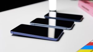 Still-the-best-Galaxy-S26-Ultra-anti-reflection-glass-tested.jpg