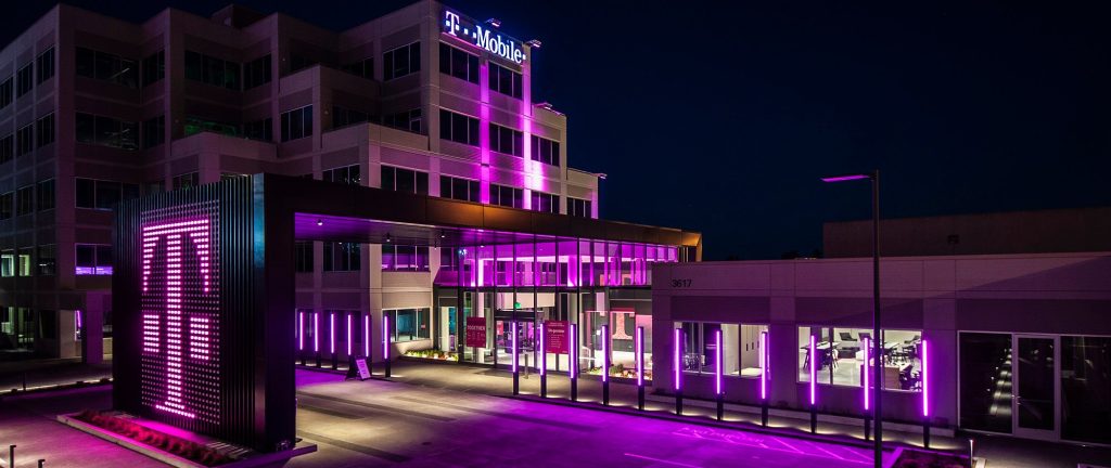 T-Mobile-claims-its-not-shifting-roles-to-India-but-secrecy-around-operations-is-raising-suspicion.j.jpeg