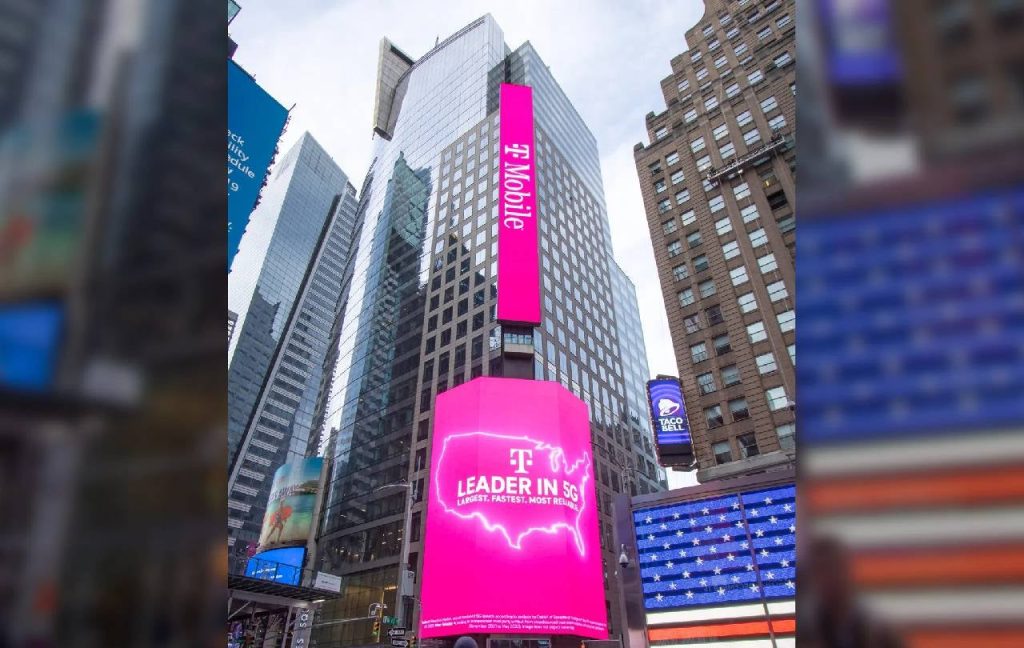 T-Mobile-makes-good-on-its-grand-Tuesdays-promise-to-enthrall-customers.jpg