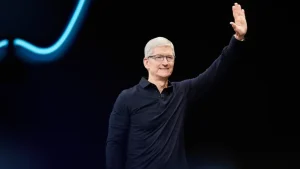 US-Senator-calls-Apple-CEO-Tim-Cook-greedy.jpg