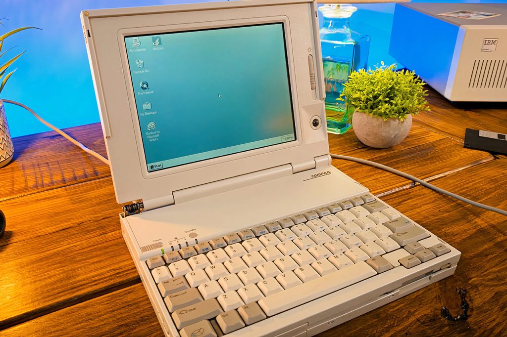 compaq-lte-lite-4-25e-laptop.jpg