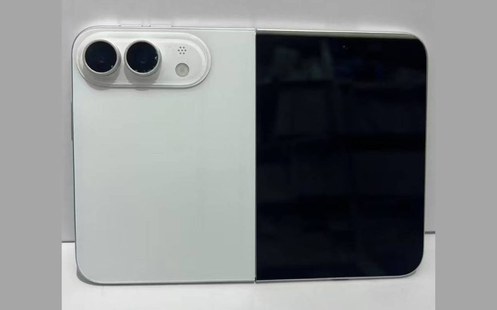 iPhone-Ultra-reportedly-veers-off-track-again.jpg