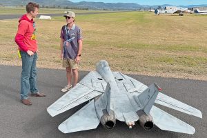 remote-controlled-f-14-tomcat-jet.jpg