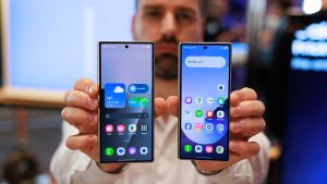 Galaxy-Z-Fold-8-vs-Galaxy-Z-Fold-7-how-does-the-front-camera-compare-in-size.jpg
