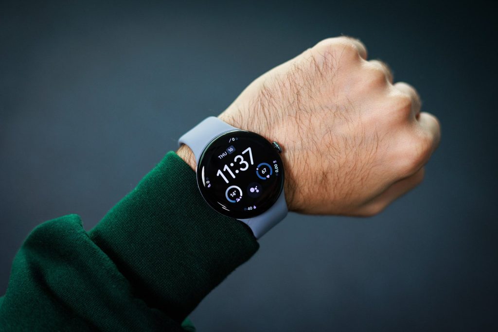 Google-practically-confirmed-the-Pixel-Watch-5-in-another-embarrassing-leak.jpg