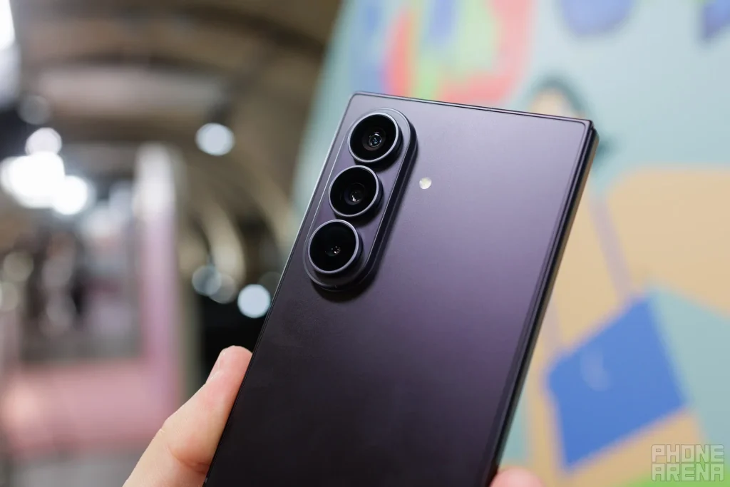Samsung-considers-returning-S-Pen-support-to-future-Galaxy-Z-Fold-models.jpg