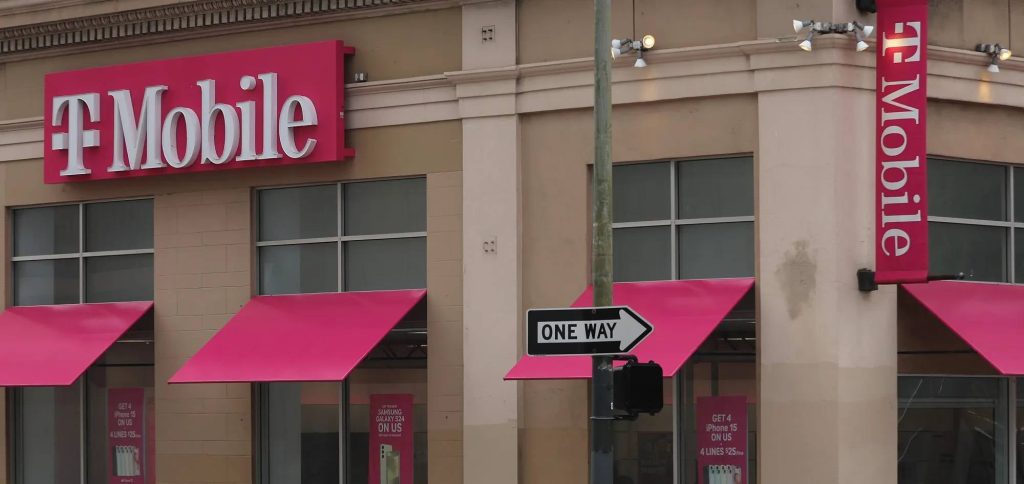 T-Mobile-deprives-customers-of-something-they-need-the-most-right-now.jpg