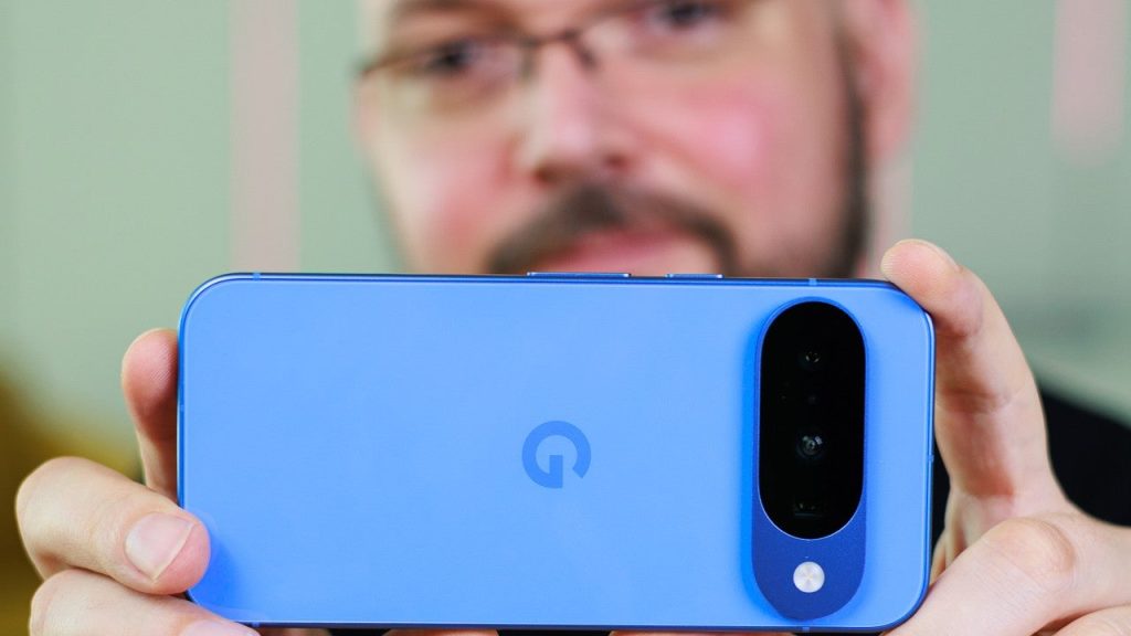 The-Pixel-10-just-became-ridiculously-affordable-thanks-to-T-Mobiles-Mint.jpg